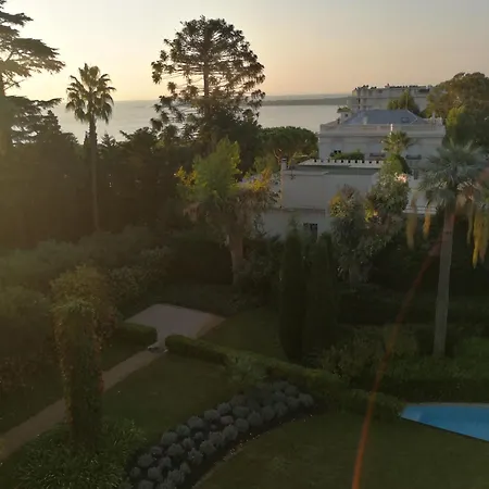 Vue & Balcon Dans Exceptionnelle Belle Epoque La Californie