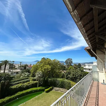 Vue & Balcon Dans Exceptionnelle Belle Epoque La Californie