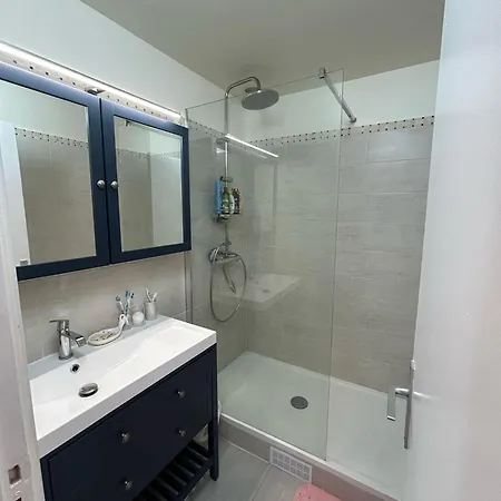 Vue & Balcon Dans Exceptionnelle Belle Epoque La Californie דירה *