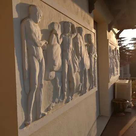 Vue & Balcon Dans Exceptionnelle Belle Epoque La Californie דירה