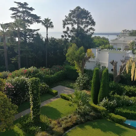 Vue & Balcon Dans Exceptionnelle Belle Epoque La Californie Cannes